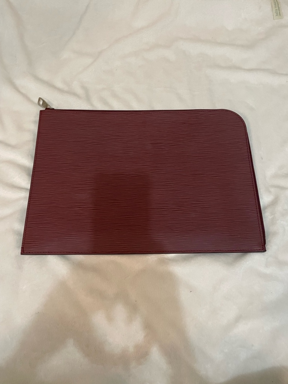Authentic Louis Vuitton Unisex Epi Leather Laptop case in Burgundy